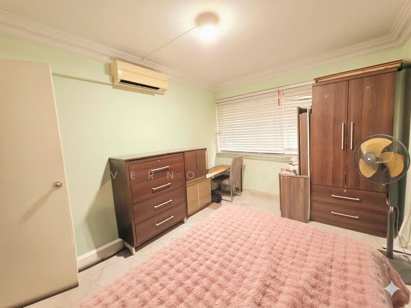 542 Hougang Avenue 8, 542 Hougang Avenue 8, 3 Bedrooms, 1,173 sqft, HDB Flat For Sale, by Vernon Sun, 500172811 - Bedroom - PropertyGuru.com.sg