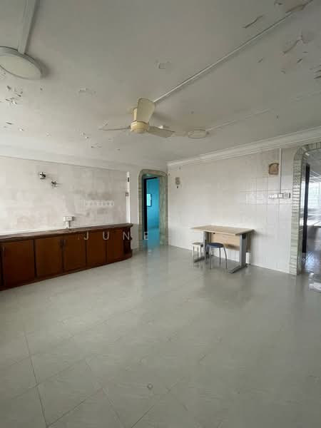 5 Bedok South Avenue 2, 5 Bedok South Avenue 2, 3 Bedrooms, 882 sqft, HDB Flat For Sale, by June Ong, 500172812 - PropertyGuru.com.sg