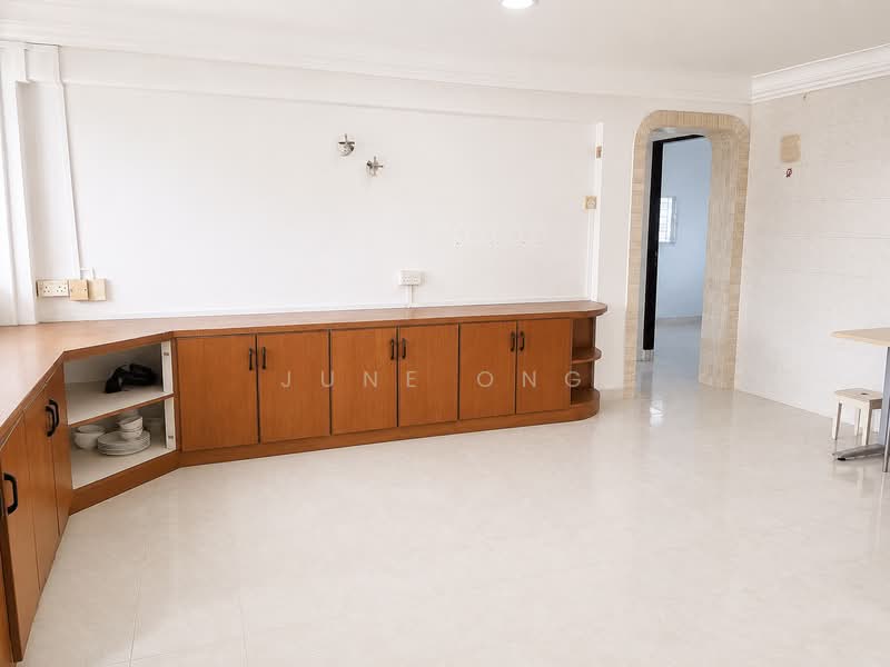 5 Bedok South Avenue 2, 5 Bedok South Avenue 2, Bedok / Upper East Coast, 3 Bedrooms, 882 sqft, HDB Flat For Sale, by June Ong, 500172812 - Interior - PropertyGuru.com.sg