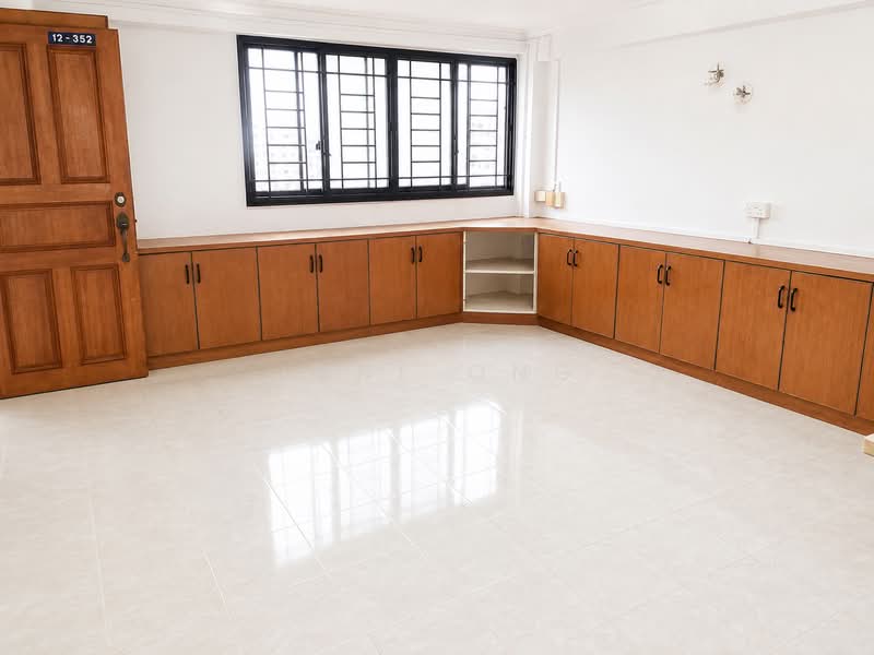5 Bedok South Avenue 2, 5 Bedok South Avenue 2, Bedok / Upper East Coast, 3 Bedrooms, 882 sqft, HDB Flat For Sale, by June Ong, 500172812 - Interior - PropertyGuru.com.sg