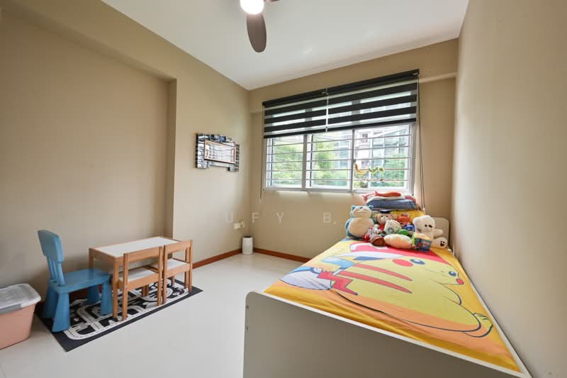 502C Yishun Street 51, 502C Yishun Street 51, 3 Bedrooms, 990 sqft, HDB Flat For Sale, by Sufy B., 500172816 - Common Bedroom - PropertyGuru.com.sg