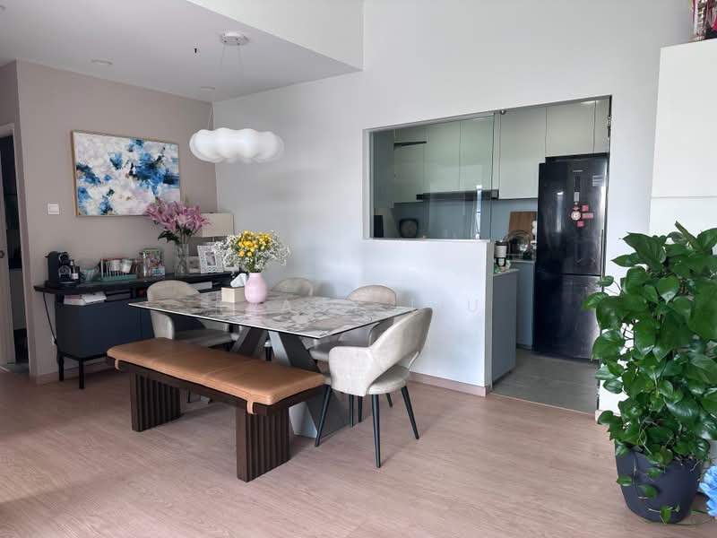Nineteen Shelford, 19 Shelford Road, 3 Bedrooms, 1,162 sqft, Condominium For Sale, by Tracy Liu, 500172821 - Dining Room - PropertyGuru.com.sg