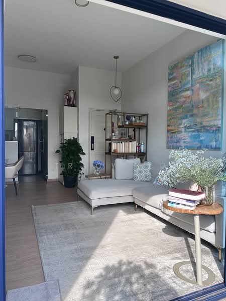Nineteen Shelford, 19 Shelford Road, 3 Bedrooms, 1,162 sqft, Condominium For Sale, by Tracy Liu, 500172821 - Living Room - PropertyGuru.com.sg