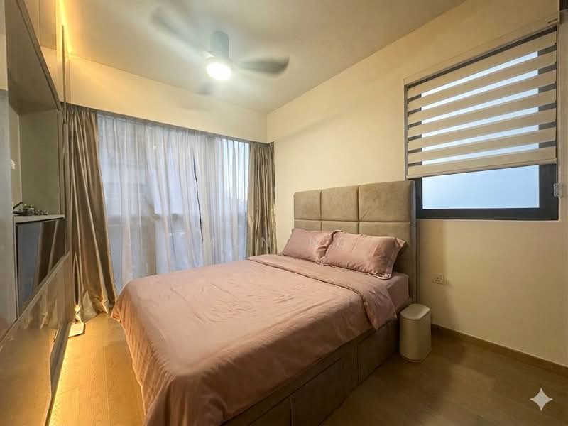 The Florence Residences, 99 Hougang Avenue 2, 4 Bedrooms, 1,292 sqft, Condominium For Sale, by Mun Ng, 500172833 - Master Bedroom - PropertyGuru.com.sg
