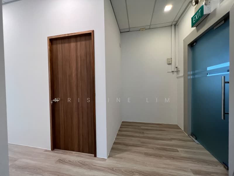 Wcega Tower, 21 Bukit Batok Crescent, 400 sqft, Light Industrial (B1) For Rent, by Pristine Lim, 500172834 - Interior - CommercialGuru.com.sg