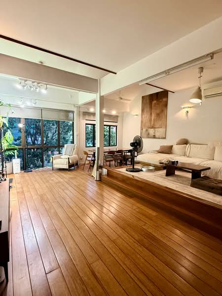 Zion Road, Zion Road, 2 Bedrooms, 1,407 sqft, Walk-up Apartment For Sale, by Vivienne Lim, 500172845 - Living Room - PropertyGuru.com.sg