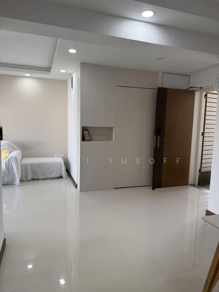 874D Tampines Street 85, 874D Tampines Street 85, 3 Bedrooms, 1,001 sqft, HDB Flat For Sale, by Yusri Yusoff, 500172865 - Living Room - PropertyGuru.com.sg