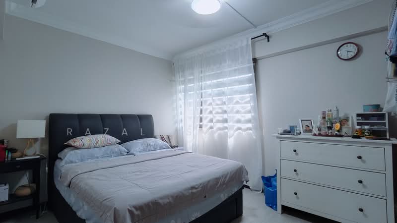 625 Ang Mo Kio Avenue 9, 625 Ang Mo Kio Avenue 9, 3 Bedrooms, 990 sqft, HDB Flat For Sale, by Razali Sarmiten, 500172881 - Bedroom - PropertyGuru.com.sg