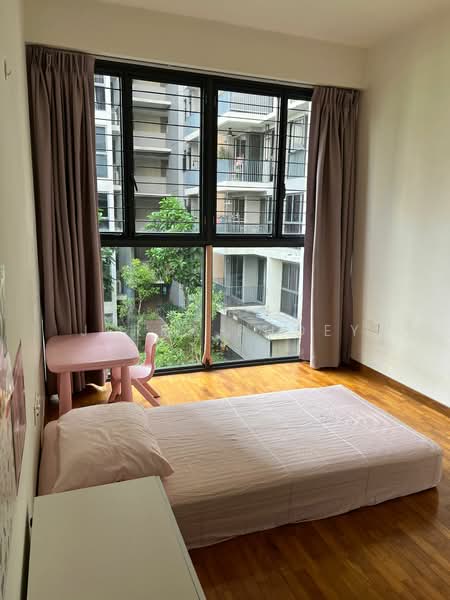 Twin Fountains, 17A Woodlands Avenue 6, 3 Bedrooms, 1,195 sqft, Executive Condominium For Sale, by Jerry Phoey, 500172888 - Common Room - PropertyGuru.com.sg
