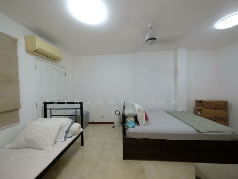 MOVE-IN CONDITION NEAR MRT, Approximately 450m to the MRT Station, 5 Bedrooms, 4,500 sqft, Terraced House For Sale, by Benjamin Soh, 500172891 - Bedroom - PropertyGuru.com.sg