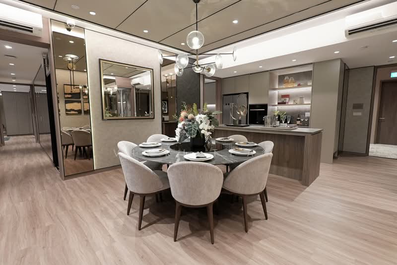 ELTA, 12 Clementi Avenue 1, 5 Bedrooms, 1,776 sqft, Condominium For Sale, by Vikki Tear, 500172897 - Living Hosting Area - PropertyGuru.com.sg