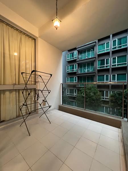 8 @ Mount Sophia, 10 Mount Sophia, 1 Bedroom, 861 sqft, Condominium For Sale, by April Koh, 500172909 - Balcony - PropertyGuru.com.sg