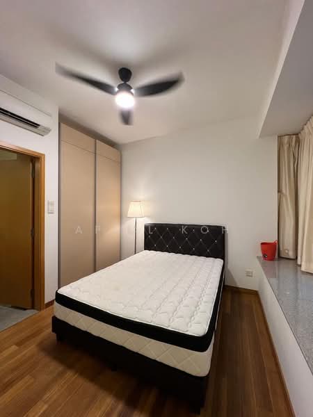 8 @ Mount Sophia, 10 Mount Sophia, 1 Bedroom, 861 sqft, Condominium For Sale, by April Koh, 500172909 - Bedroom - PropertyGuru.com.sg