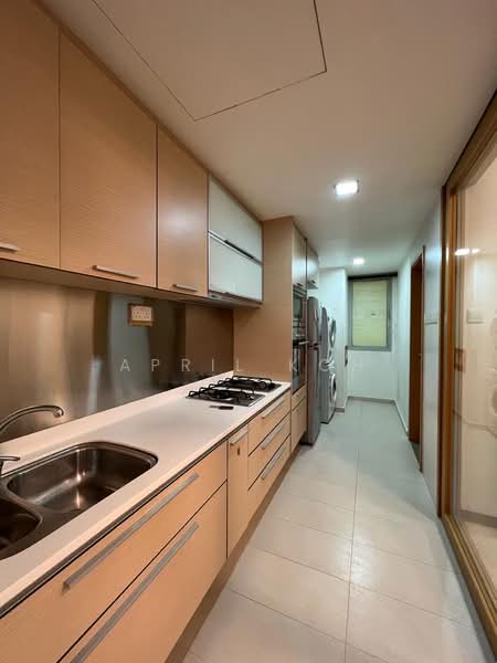 8 @ Mount Sophia, 10 Mount Sophia, 1 Bedroom, 861 sqft, Condominium For Sale, by April Koh, 500172909 - Kitchen - PropertyGuru.com.sg