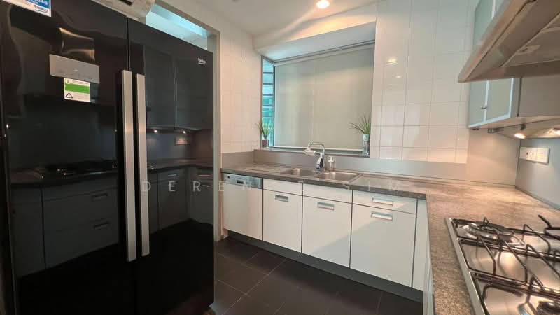 The Light @ Cairnhill, 19 Cairnhill Circle, 3 Bedrooms, 1,518 sqft, Condominium For Rent, by Derence Sim, 500172928 - Kitchen - PropertyGuru.com.sg