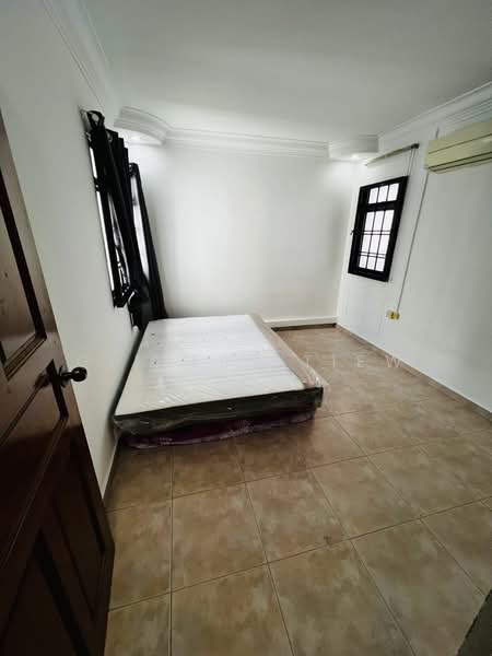 121B Rivervale Drive, 121B Rivervale Drive, 3 Bedrooms, 980 sqft, HDB Flat For Rent, by Gilbert Tiew, 500172930 - Bedroom - PropertyGuru.com.sg