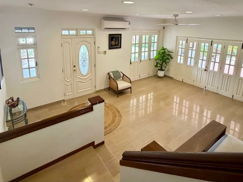 Upper East Coast Road vicinity, , 5 Bedrooms, 4,000 sqft, Semi-Detached House For Rent, by Marie Gates, 500172932 - Entrance - PropertyGuru.com.sg