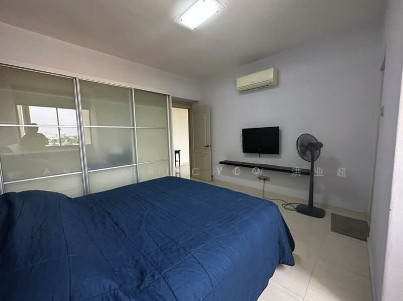 Hillcrest Arcadia, 257 Arcadia Road, 2 Bedrooms, 926 sqft, Condominium For Sale, by Eric Yeo, 500172935 - PropertyGuru.com.sg