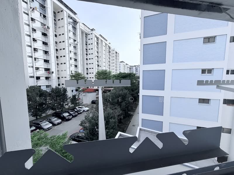 164 Bukit Batok Street 11, 164 Bukit Batok Street 11, 2 Bedrooms, 785 sqft, HDB Flat For Sale, by Kelvin Neo  凯尔文, 500172945 - Exterior - PropertyGuru.com.sg