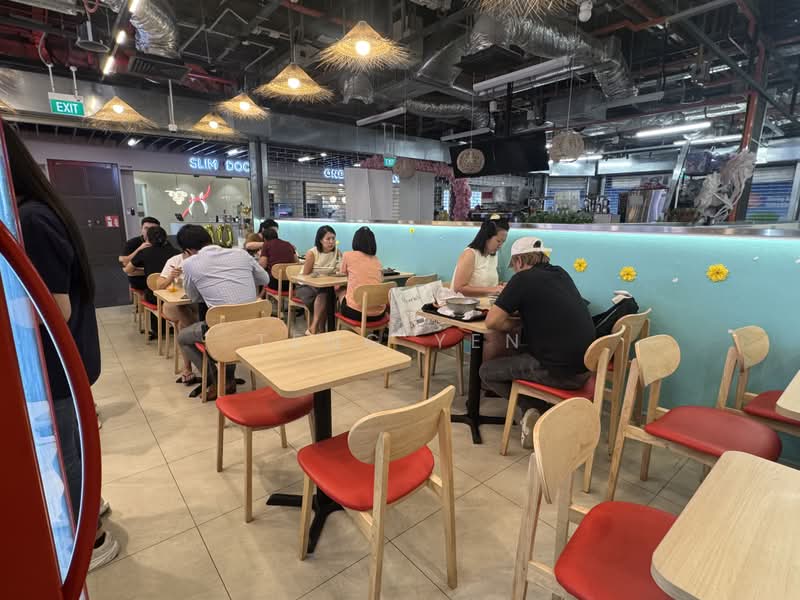 Tampines Central 1 DTL, Tampines Central 1, 617 sqft, Food & Beverage For Rent, by Teng Yen, 500172947 - Interior - CommercialGuru.com.sg