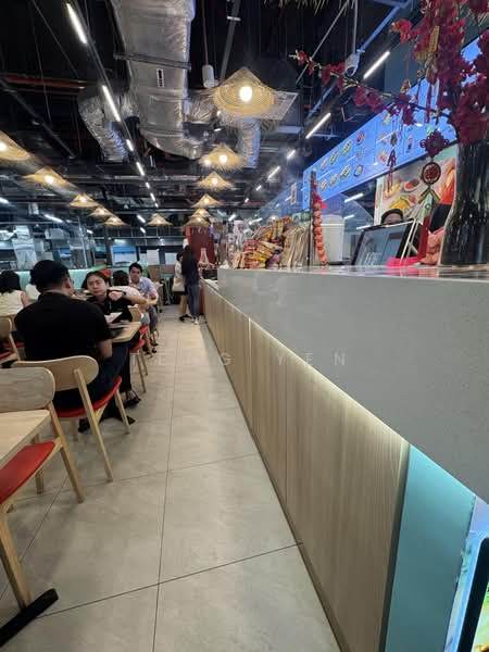 Tampines Central 1 DTL, Tampines Central 1, 617 sqft, Food & Beverage For Rent, by Teng Yen, 500172947 - Interior - CommercialGuru.com.sg