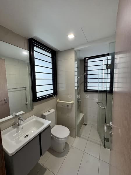 Belysa, 55 Pasir Ris Drive 1, 3 Bedrooms, 829 sqft, Executive Condominium For Rent, by Tim Ong, 500172950 - Bathroom - PropertyGuru.com.sg