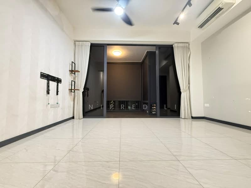 Gem Residences, , 3 Bedrooms, 936 sqft, Condominium For Rent, by Winnifred Lim, 500172956 - Living Room - PropertyGuru.com.sg