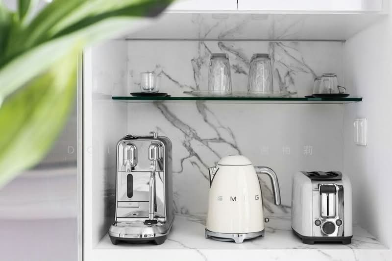 Volari, 12 Balmoral Road, 4 Bedrooms, 2,174 sqft, Condominium For Rent, by Dolly Chia 谢梅莉, 500172959 - Kitchen - PropertyGuru.com.sg