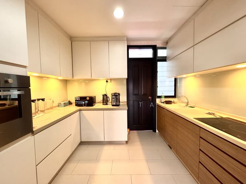 Westwood Avenue, Westwood Avenue, Room Rental, 150 sqft, Terraced House For Rent, by Lucas Tan, 500172963 - Kitchen - PropertyGuru.com.sg