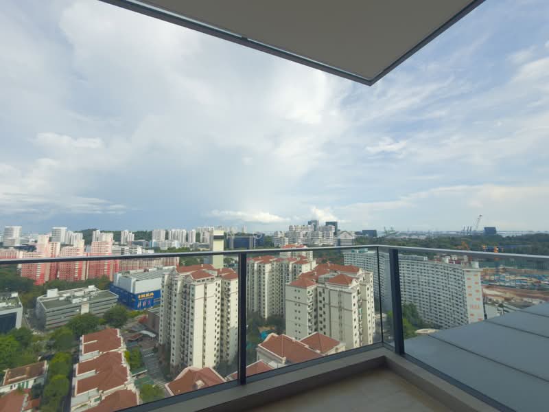 Stirling Residences, 25 Stirling Road, 2 Bedrooms, 680 sqft, Condominium For Rent, by TANG M S, 500172964 - PropertyGuru.com.sg