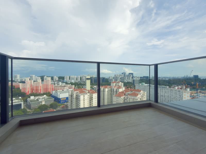 Stirling Residences, 25 Stirling Road, 2 Bedrooms, 680 sqft, Condominium For Rent, by TANG M S, 500172964 - PropertyGuru.com.sg