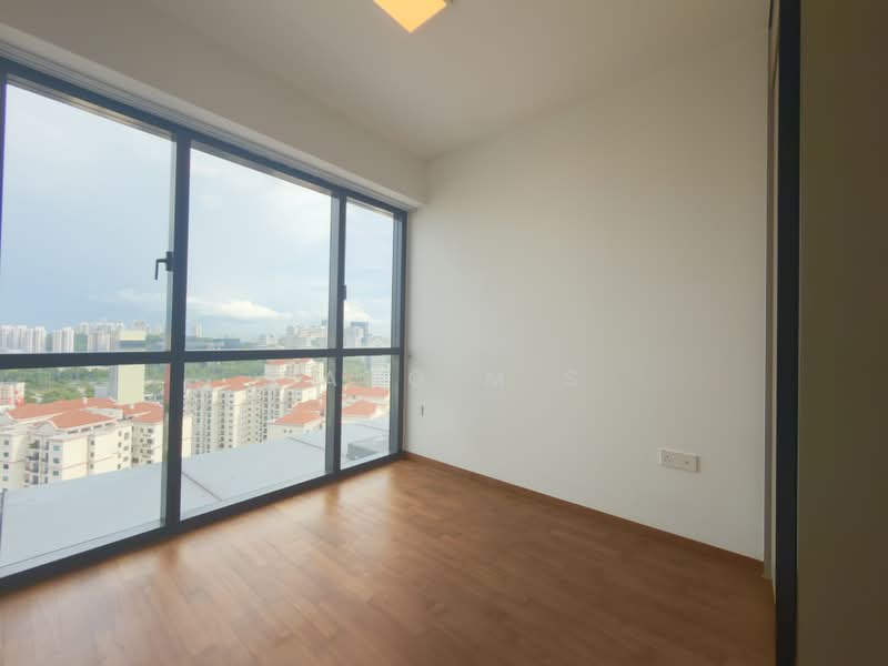 Stirling Residences, 25 Stirling Road, 2 Bedrooms, 680 sqft, Condominium For Rent, by TANG M S, 500172964 - PropertyGuru.com.sg