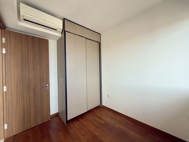 Stirling Residences, 25 Stirling Road, 2 Bedrooms, 680 sqft, Condominium For Rent, by TANG M S, 500172964 - PropertyGuru.com.sg