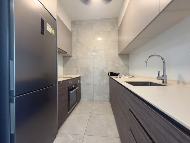 Stirling Residences, 25 Stirling Road, 2 Bedrooms, 680 sqft, Condominium For Rent, by TANG M S, 500172964 - PropertyGuru.com.sg