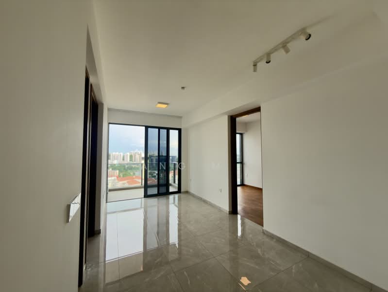 Stirling Residences, 25 Stirling Road, 2 Bedrooms, 680 sqft, Condominium For Rent, by TANG M S, 500172964 - Corridor - PropertyGuru.com.sg