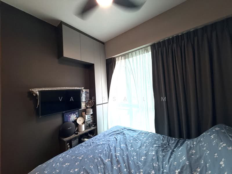 Kingsford Waterbay, 76 Upper Serangoon View, 4 Bedrooms, 1,033 sqft, Condominium For Sale, by Vanessa Lim, 500172970 - Bedroom - PropertyGuru.com.sg