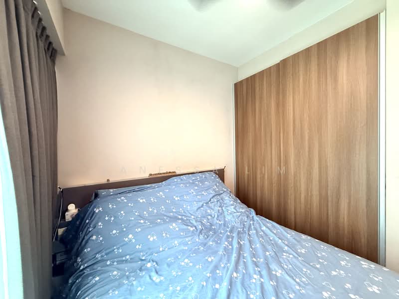 Kingsford Waterbay, 76 Upper Serangoon View, 4 Bedrooms, 1,033 sqft, Condominium For Sale, by Vanessa Lim, 500172970 - Bedroom - PropertyGuru.com.sg