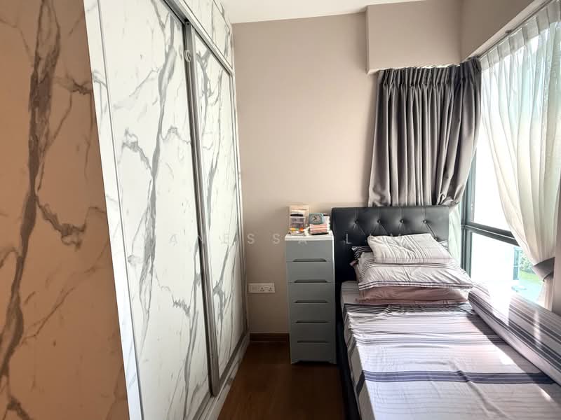 Kingsford Waterbay, 76 Upper Serangoon View, 4 Bedrooms, 1,033 sqft, Condominium For Sale, by Vanessa Lim, 500172970 - Bedroom - PropertyGuru.com.sg