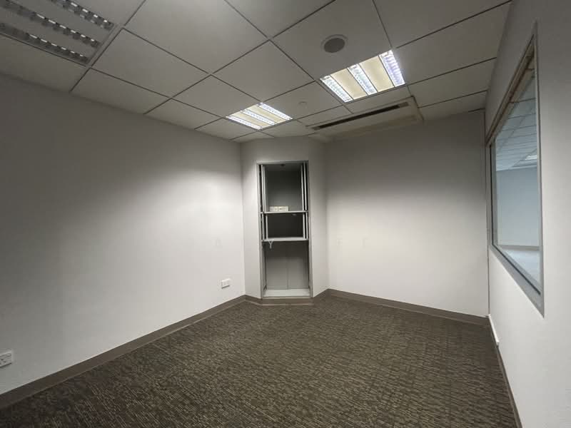 Tan Chong Tower, 15 Queen Street, 1,055 sqft, Office For Rent, by Gary Lee, 500172972 - Interior - CommercialGuru.com.sg