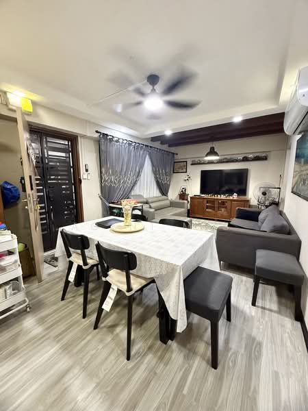 240 Bukit Panjang Ring Road, 240 Bukit Panjang Ring Road, 3 Bedrooms, 904 sqft, HDB Flat For Sale, by Agent MBS, 500172976 - Living Room - PropertyGuru.com.sg