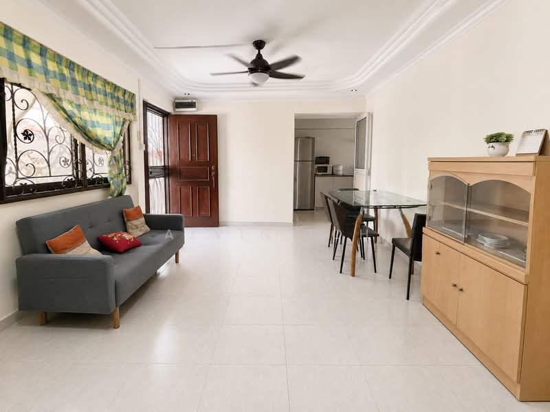 407 Sembawang Drive, 407 Sembawang Drive, 3 Bedrooms, 979 sqft, HDB Flat For Sale, by Alvin Toh, 500172977 - Living Room - PropertyGuru.com.sg