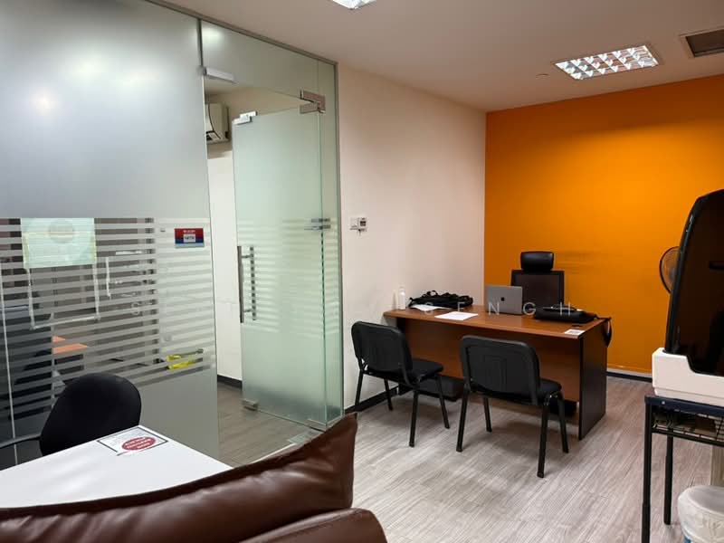 High Street Centre, 1 North Bridge Road, 646 sqft, Mall Shop For Sale, by Seah Yam Sengh, 500172979 - CommercialGuru.com.sg