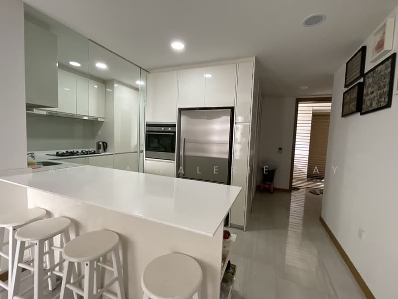 Lakeville, 1 Jurong Lake Link, 3 Bedrooms, 1,141 sqft, Condominium For Rent, by Adora Valerie Tay, 500172983 - Kitchen - PropertyGuru.com.sg