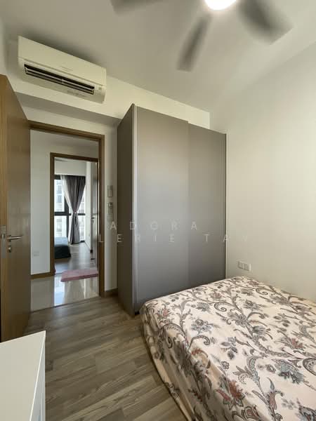 Lakeville, 1 Jurong Lake Link, 3 Bedrooms, 1,141 sqft, Condominium For Rent, by Adora Valerie Tay, 500172983 - Bedroom - PropertyGuru.com.sg