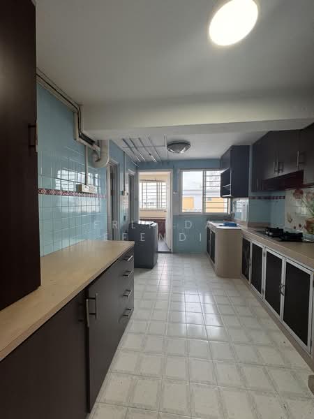 32 Chai Chee Avenue, 32 Chai Chee Avenue, 2 Bedrooms, 786 sqft, HDB Flat For Rent, by Erlinda Efendi, 500172985 - Kitchen - PropertyGuru.com.sg