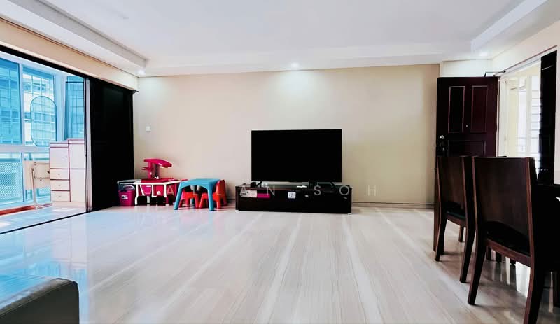 201B Compassvale Drive, 201B Compassvale Drive, 3 Bedrooms, 1,184 sqft, HDB Flat For Sale, by Allan Soh, 500172986 - Living Room - PropertyGuru.com.sg