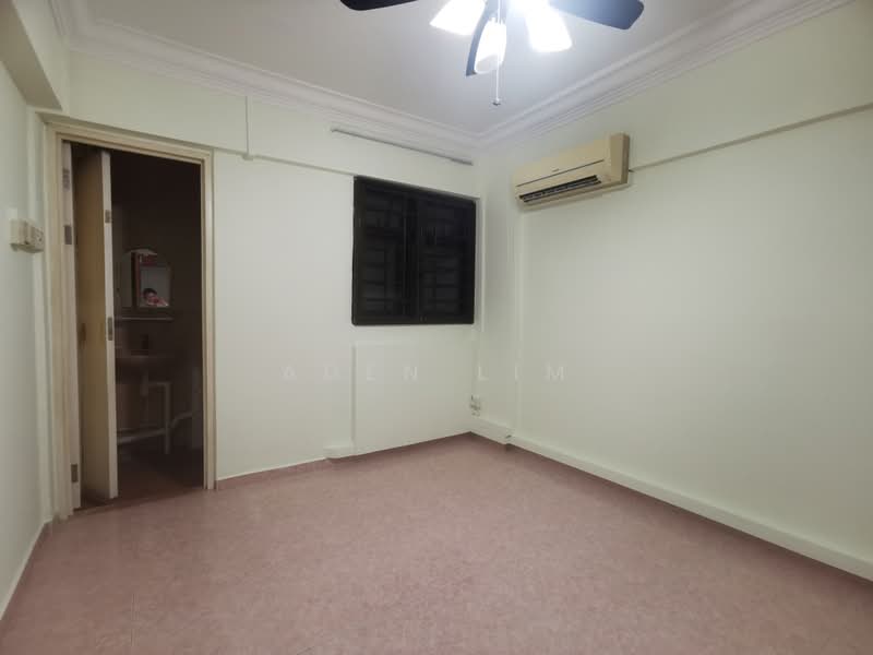 424 Ang Mo Kio Avenue 3, 424 Ang Mo Kio Avenue 3, 2 Bedrooms, 785 sqft, HDB Flat For Rent, by Aden Lim, 500172987 - Interior - PropertyGuru.com.sg