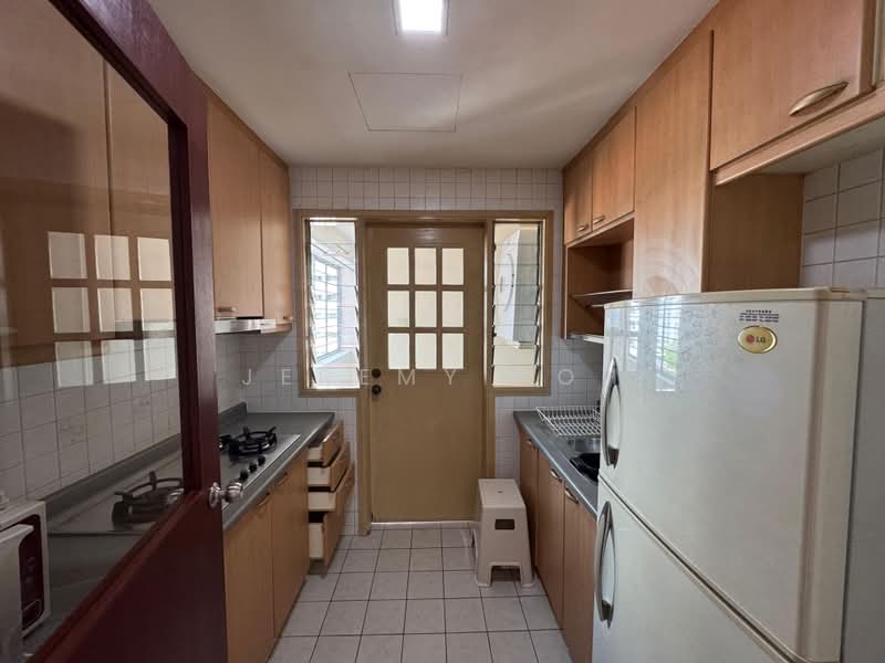 East View, 10 Brooke Road, 1 Bedroom, 850 sqft, Apartment For Rent, by Jeremy Koh, 500172990 - Kitchen - PropertyGuru.com.sg