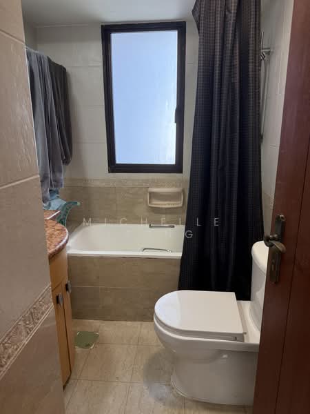 The Mayfair, 1 Jurong East Street 32, 1 Bedroom, 635 sqft, Condominium For Sale, by Michelle Leong, 500172994 - Bathroom - PropertyGuru.com.sg