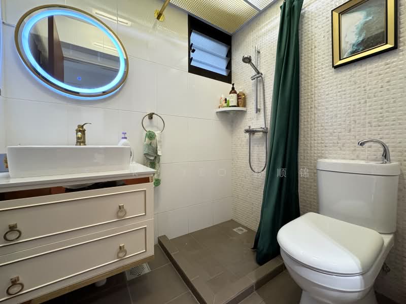 996A Buangkok Crescent, 996A Buangkok Crescent, 3 Bedrooms, 1,001 sqft, HDB Flat For Sale, by S. K. Yeo 杨顺锦, 500173002 - Bathroom - PropertyGuru.com.sg